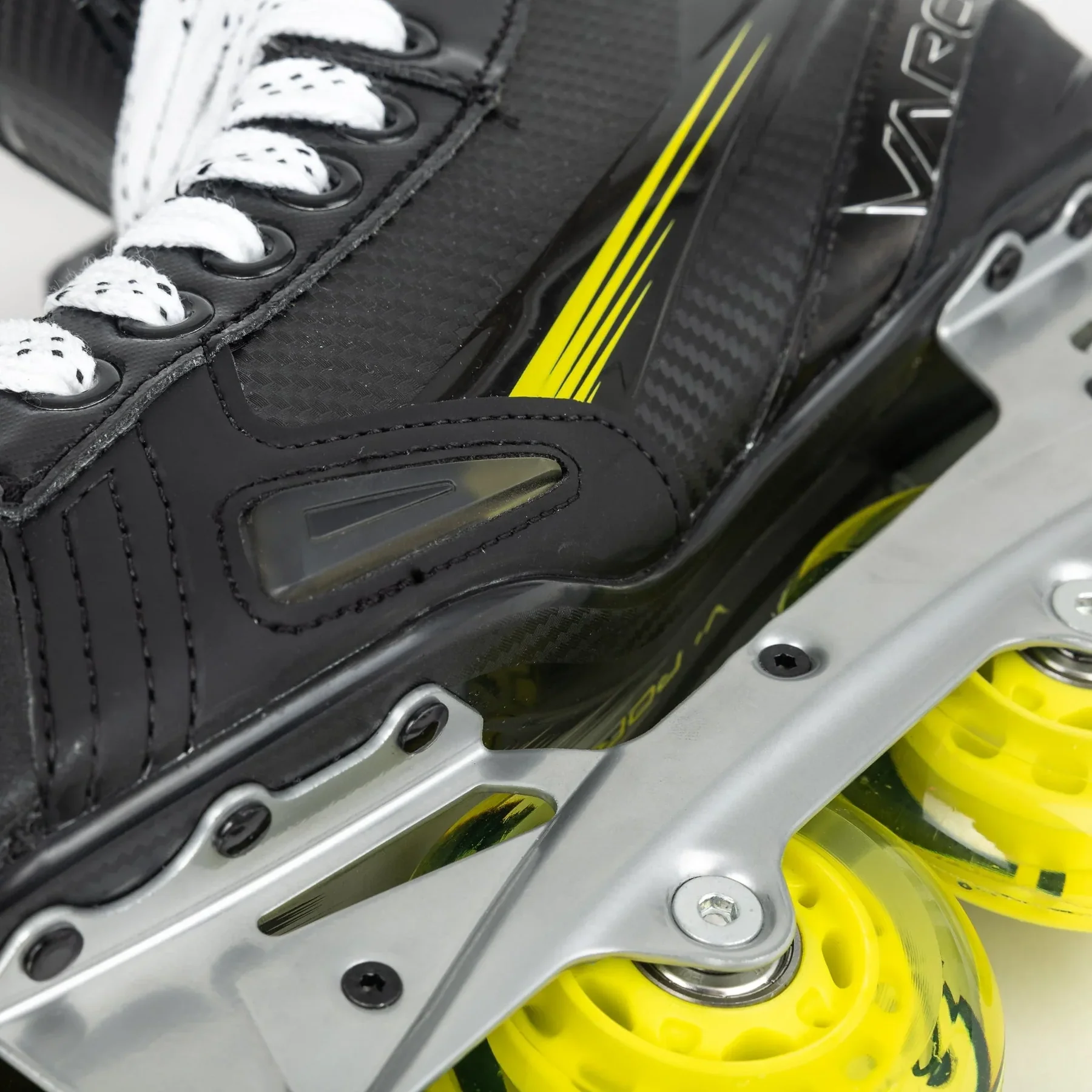 Bauer Vapor X3 Senior Roller Hockey Skates - Image 4
